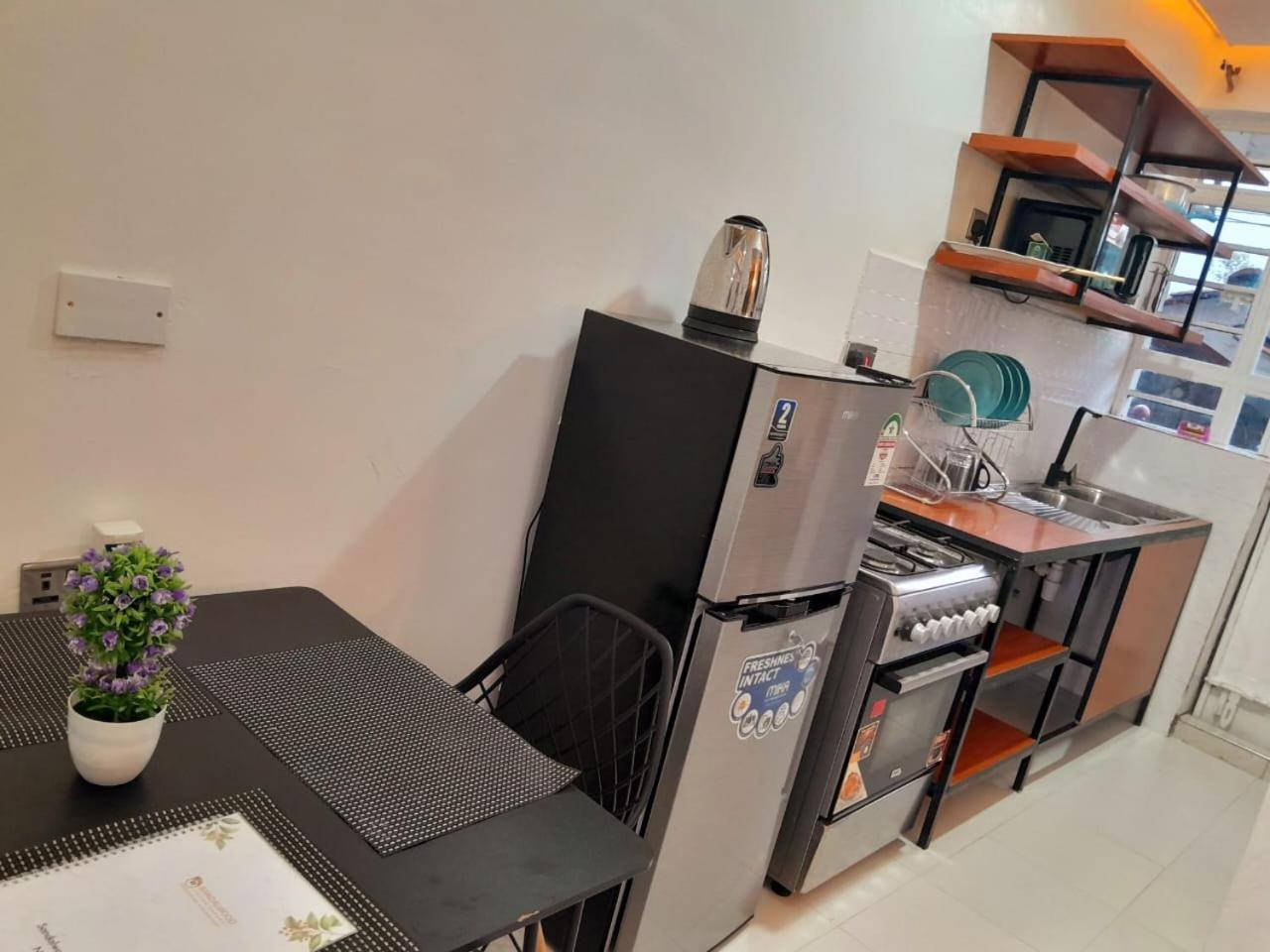 Sandalwood Suites Nakuru - Studios & One Bedroom Suites المظهر الخارجي الصورة